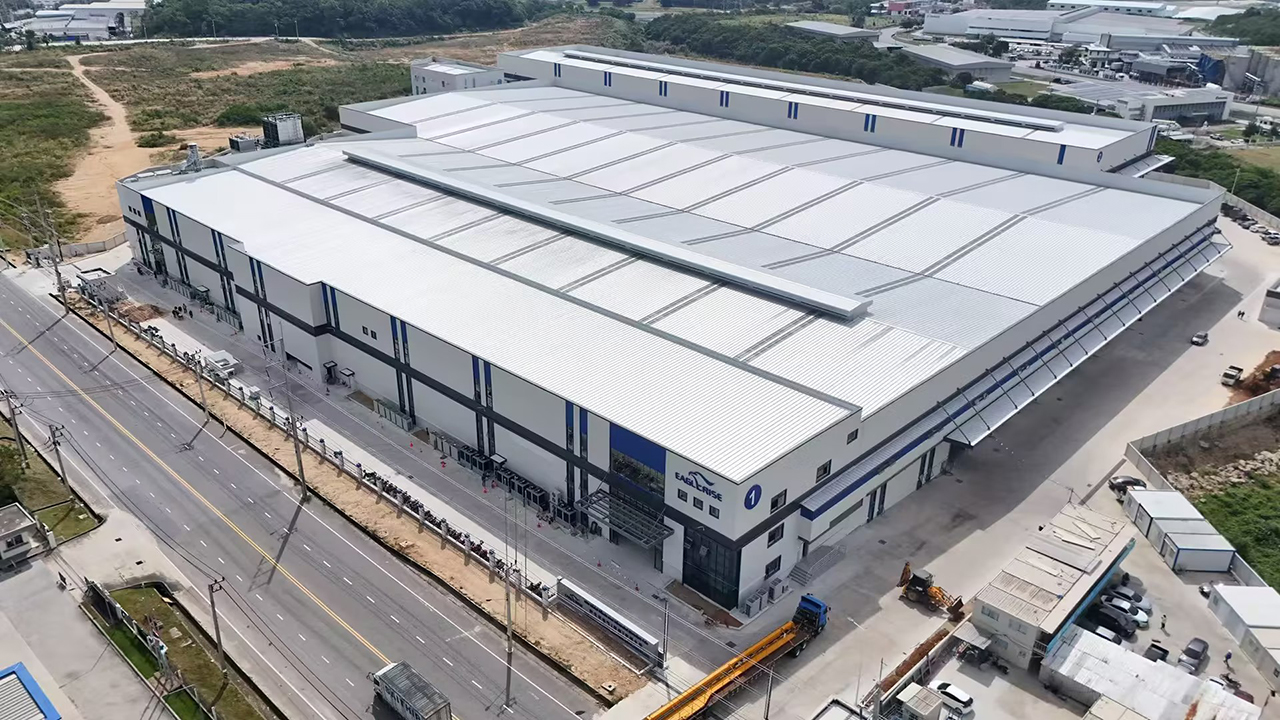 伊戈?duì)柼﹪儔浩鲾?shù)字化智能工廠勝利投產(chǎn)